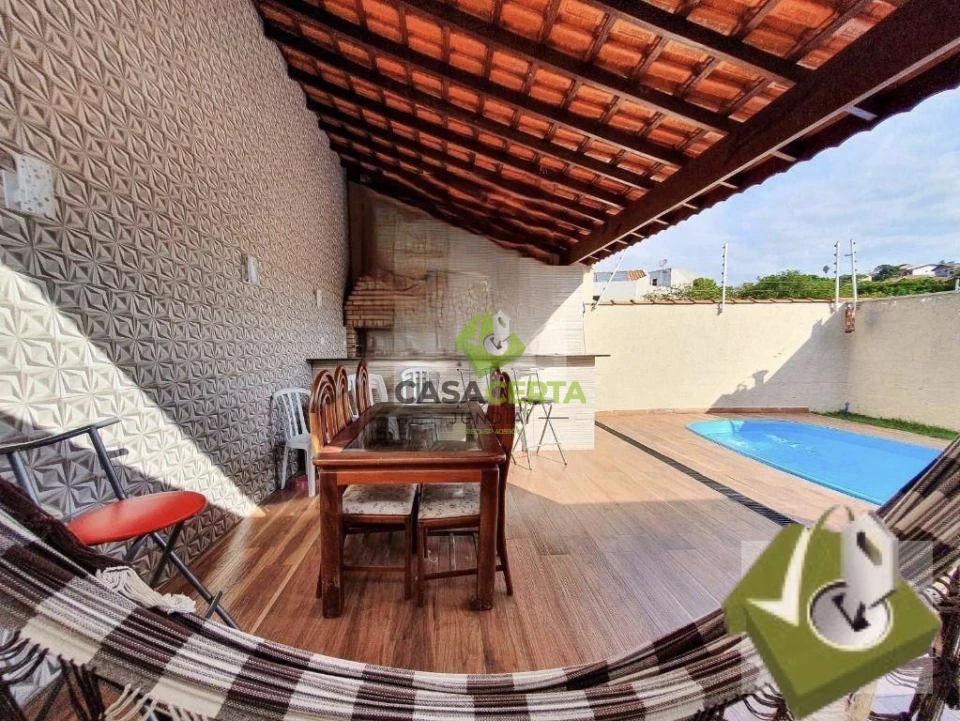 CASA NO JARDIM PAULISTA COM PISCINA - ACEITA FINANCIAMENTO!