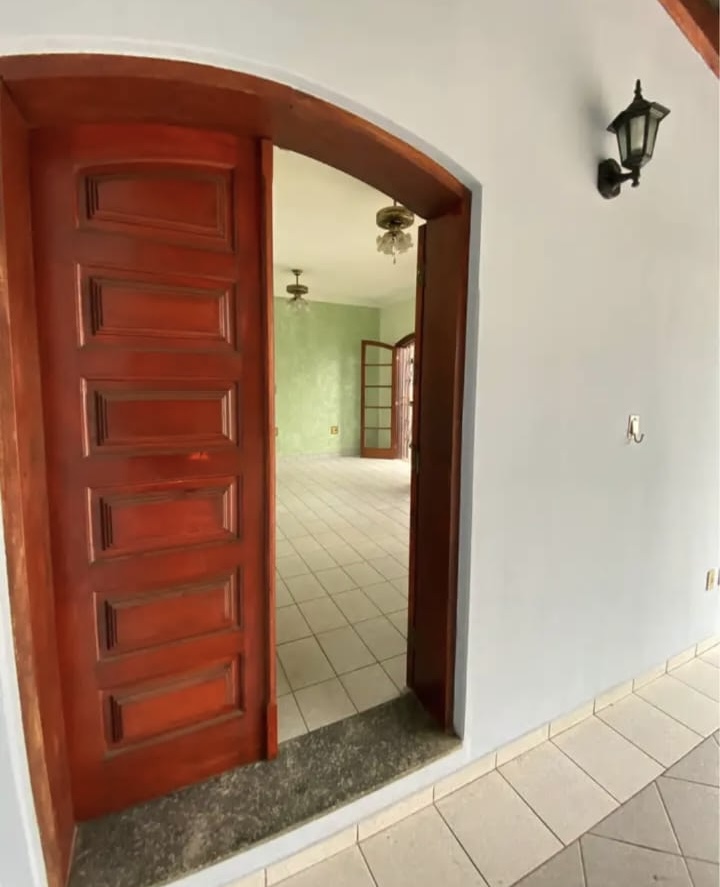 Imagens do imóveis Casa à venda com edícula e 5 quartos – Terreno grande com 313 m² - SANTA GERTRUDES EM JUNDIAI-SP