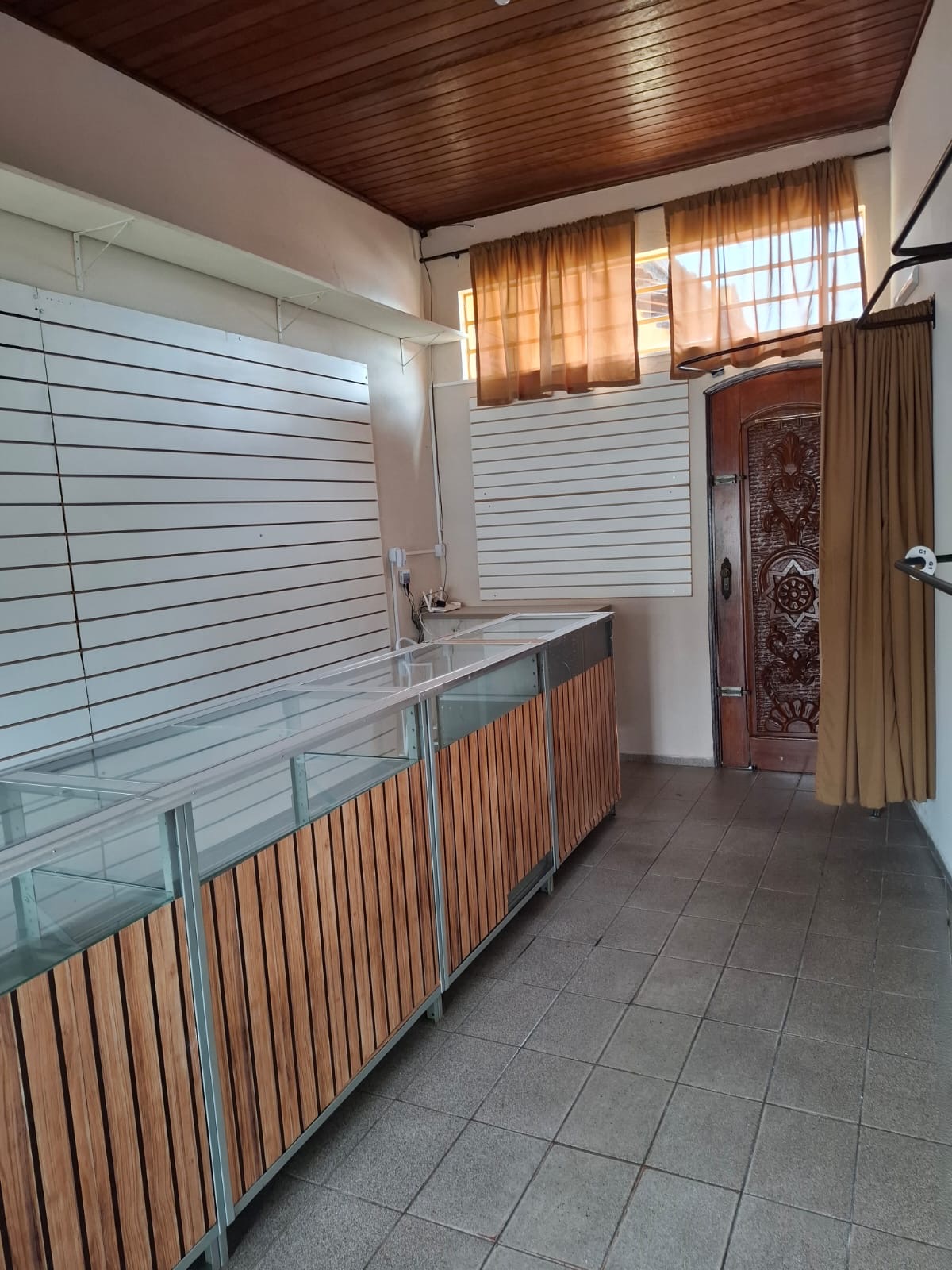 Imagens do imóveis CASA EM VÁRZEA PAULISTA-SP - ACEITA FINANCIAMENTO