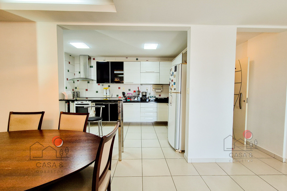 Imagens do imóveis Apartamento 3 suíte à venda em Nossa Senhora das Graças, Manaus-AM; Com modulados e ar, andar alto;