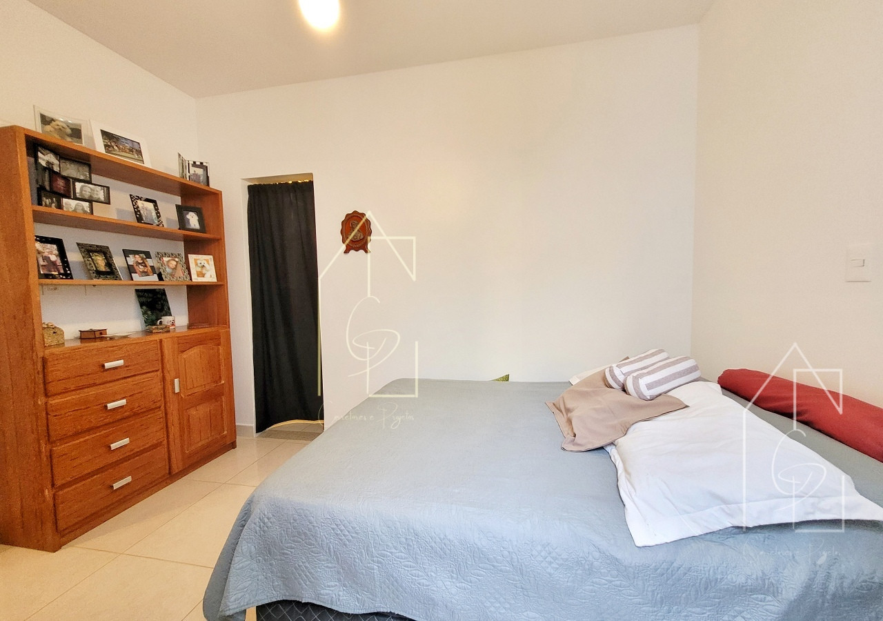 Imagens do imóveis linda casa com 2 quartos (1 suíte) 2 vagas à  venda em Flores, Manaus-AM;
