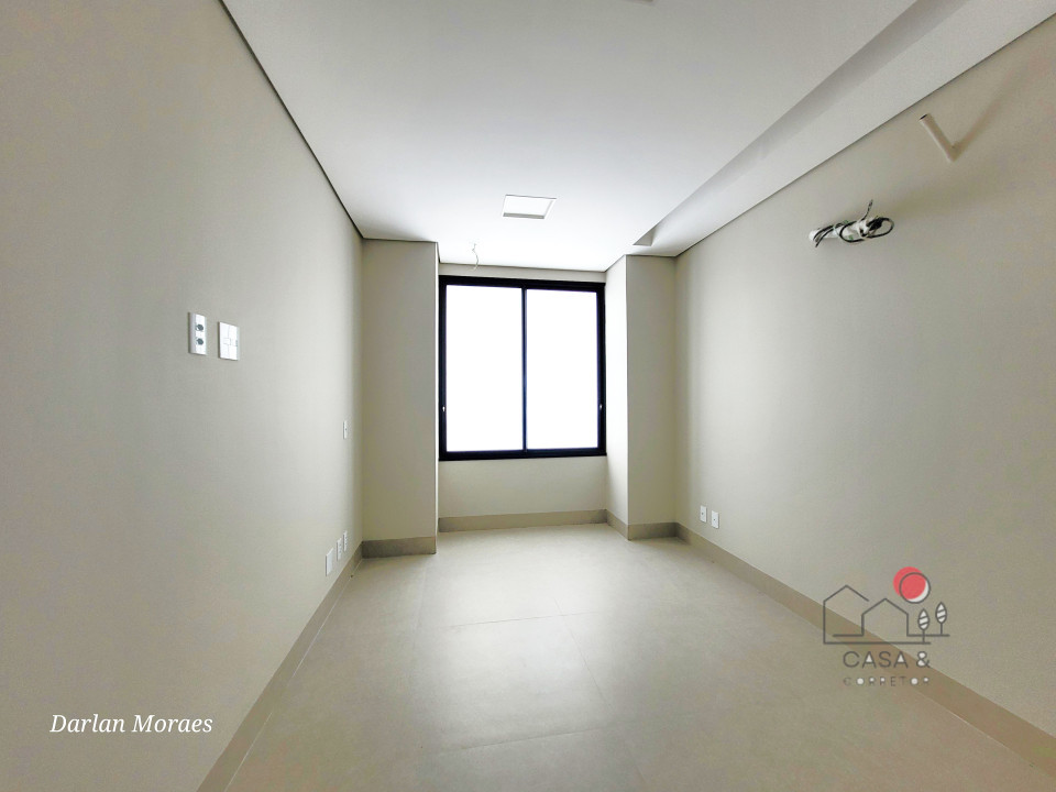 Imagens do imóveis Alphaville Manaus 1, casa  duplex 4 quartos (3 suítes) à venda em Ponta Negra, Manaus-AM;