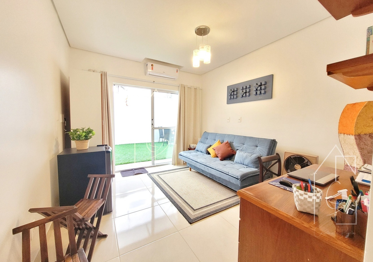 Imagens do imóveis linda casa com 2 quartos (1 suíte) 2 vagas à  venda em Flores, Manaus-AM;