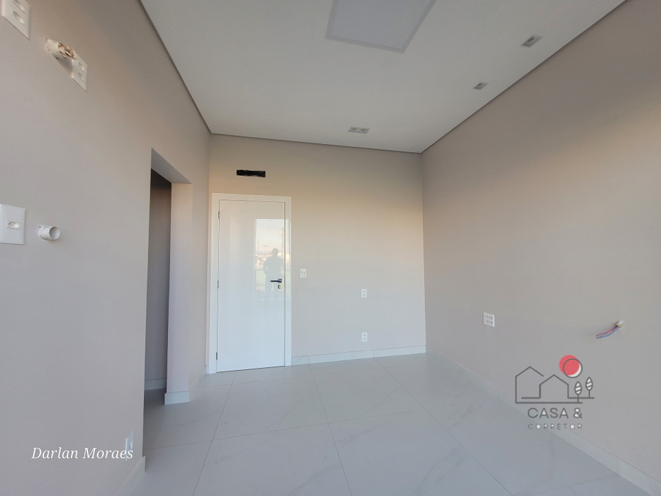 Imagens do imóveis Condominio Residencial Storil, casa de luxo duplex, 3 suítes à venda em Novo Aleixo;