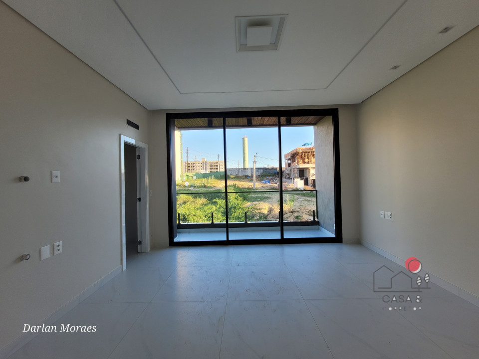 Imagens do imóveis Condominio Residencial Storil, casa de luxo duplex, 3 suítes à venda em Novo Aleixo;