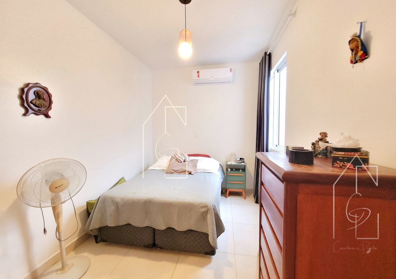 Imagens do imóveis linda casa com 2 quartos (1 suíte) 2 vagas à  venda em Flores, Manaus-AM;