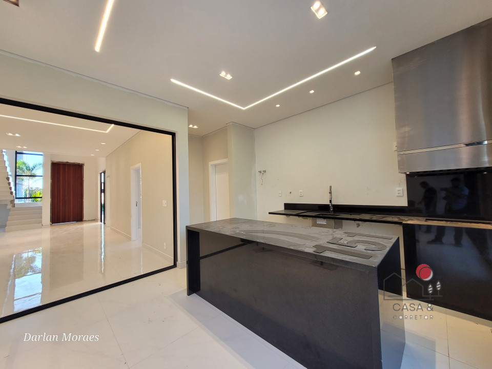 Imagens do imóveis Condominio Residencial Storil, casa de luxo duplex, 3 suítes à venda em Novo Aleixo;