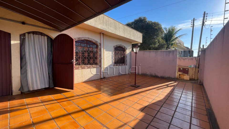 Casa à venda - Bairro Jardim Califórnia em Londrina Casa à venda - Bairro Jardim Califórnia em Londrina