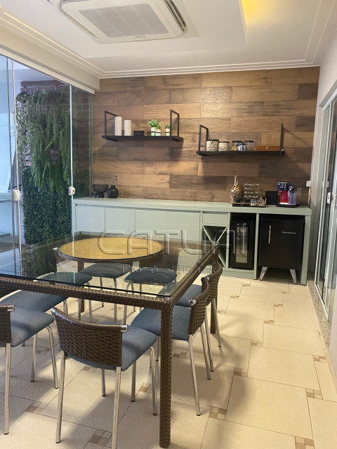 Casa à venda  - Bairro Pacaembu, Londrina Casa à venda  - Bairro Pacaembu, Londrina