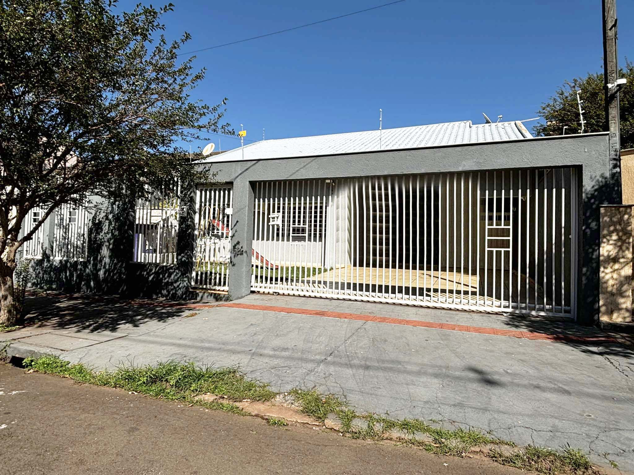 Casa à venda - Jardim Burle Marx, Londrina