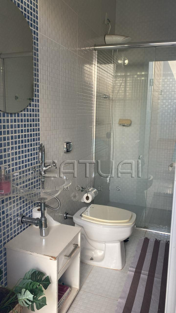 Casa à venda  - Bairro Pacaembu, Londrina Casa à venda  - Bairro Pacaembu, Londrina