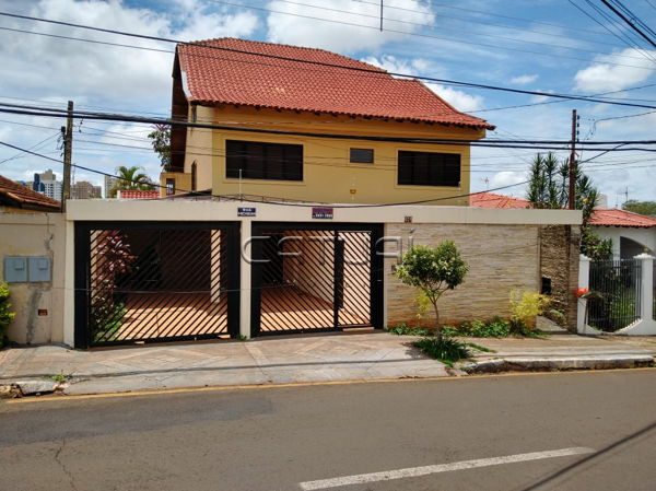 Casa à venda ou para alugar - Bairro Centro em Londrina Casa à venda ou para alugar - Bairro Centro em Londrina