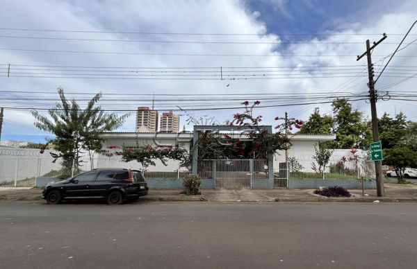 Casa à venda - Bairro Jardim Shangri-Lá A em Londrina Casa à venda - Bairro Jardim Shangri-Lá A em Londrina