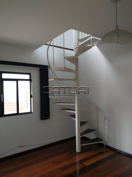 Casa à venda ou para alugar - Bairro Centro em Londrina Casa à venda ou para alugar - Bairro Centro em Londrina