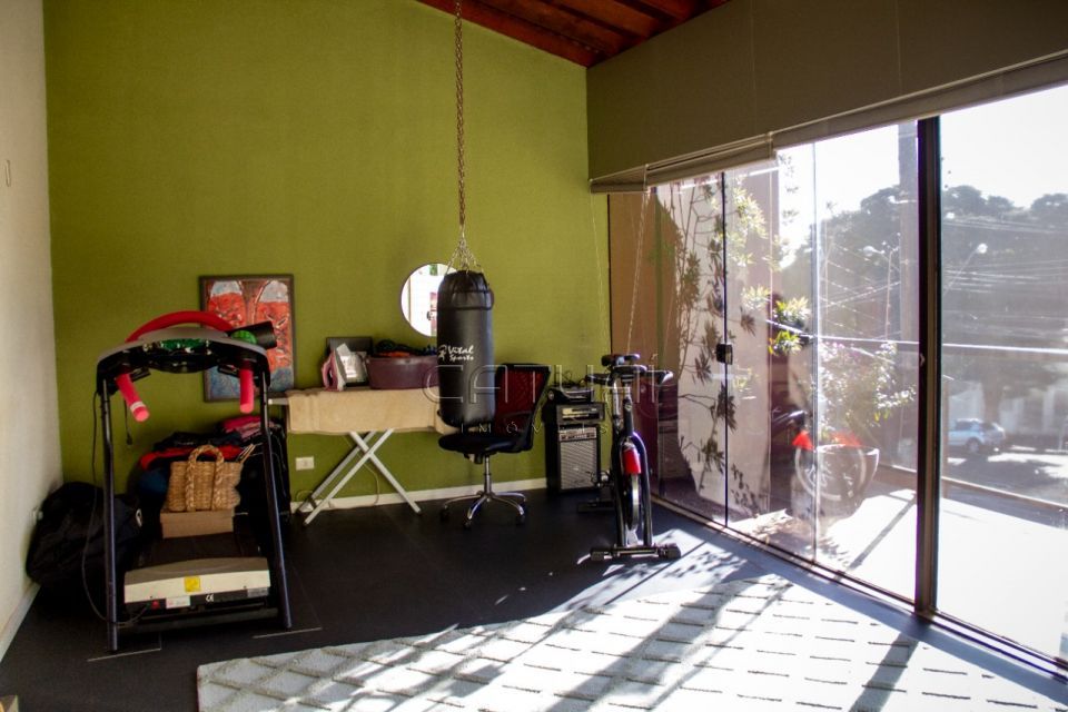 Casa à venda - Bairro Jardim Presidente, Londrina Casa à venda - Bairro Jardim Presidente, Londrina