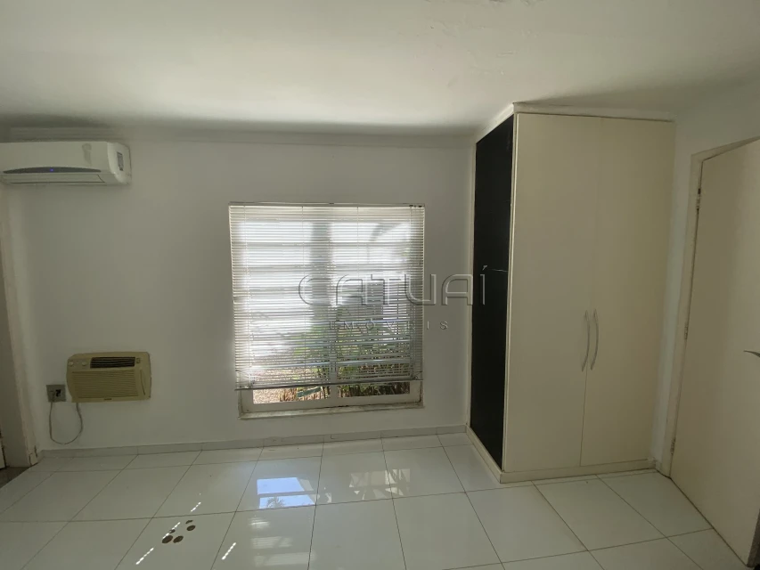 Imagens do imóveis Comercial Para Alugar Av JK Fundos