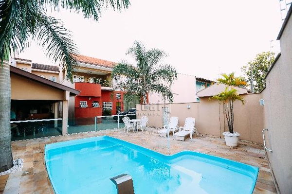 Casa à venda - Bairro Jardim Alpes em Londrina Casa à venda - Bairro Jardim Alpes em Londrina