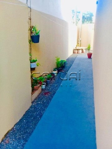 Casa à venda - Bairro Jardim Universitário em Londrina Casa à venda - Bairro Jardim Universitário em Londrina