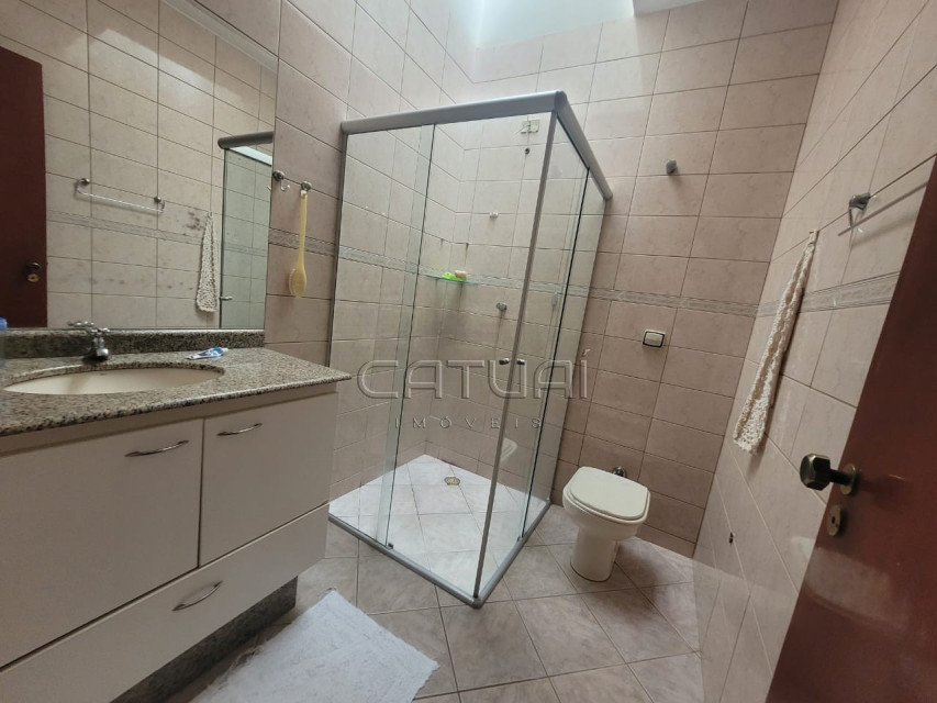 Casa à venda - Bairro Califórnia, Londrina Casa à venda - Bairro Califórnia, Londrina