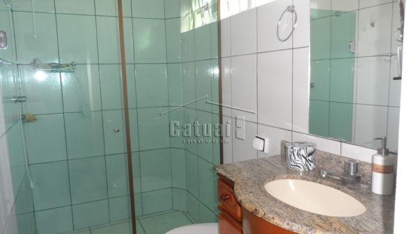 Casa à venda - Bairro Conjunto Habitacional Maria Cecília Serrano de Oliveira em Londrina Casa à venda - Bairro Conjunto Habitacional Maria Cecília Serrano de Oliveira em Londrina