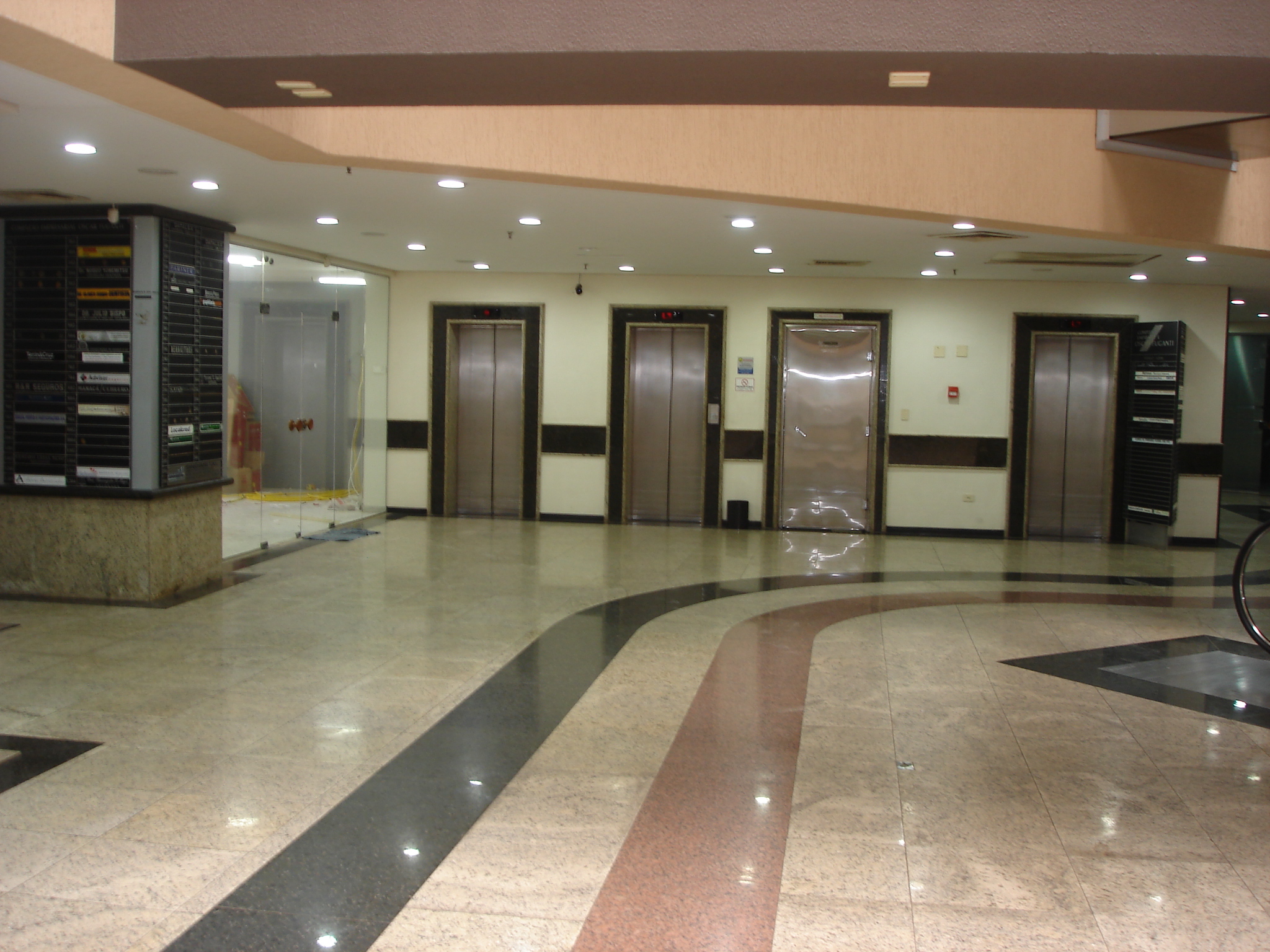 Imagens do imóveis Sala À Venda Complexo Empresarial Oscar Fuganti Londrina