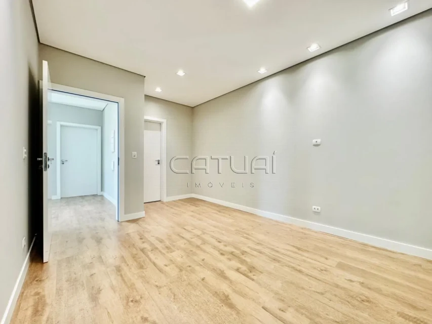 Imagens do imóveis Casa Em Condomínio À Venda Parque Tauá Londrina