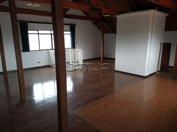 Casa à venda ou para alugar - Bairro Centro em Londrina Casa à venda ou para alugar - Bairro Centro em Londrina