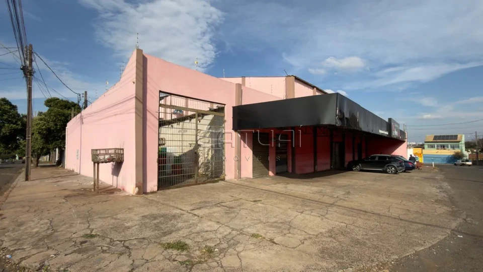 Imagens do imóveis Comercial Para Alugar Leonor Londrina