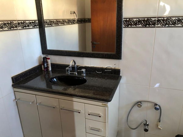 Casa à venda - Bairro Jardim Presidente em Londrina Casa à venda - Bairro Jardim Presidente em Londrina