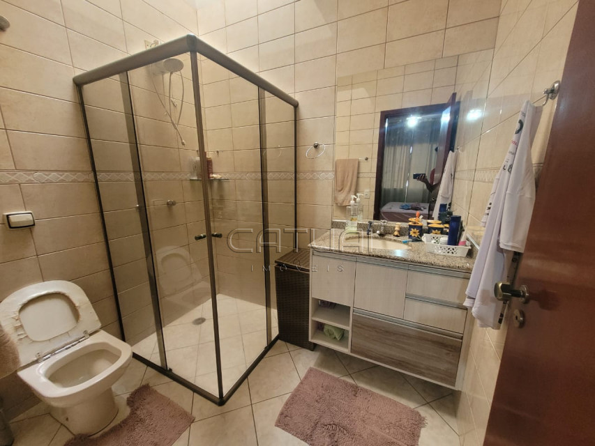 Casa à venda - Bairro Califórnia, Londrina Casa à venda - Bairro Califórnia, Londrina