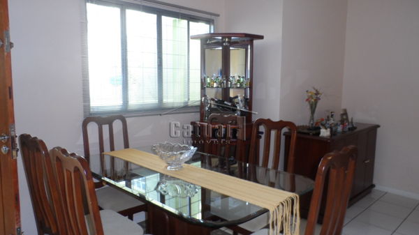 Casa à venda - Bairro Conjunto Habitacional Maria Cecília Serrano de Oliveira em Londrina Casa à venda - Bairro Conjunto Habitacional Maria Cecília Serrano de Oliveira em Londrina