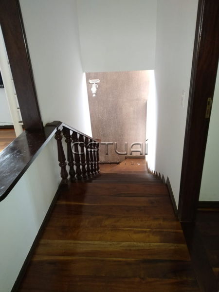 Casa à venda ou para alugar - Bairro Centro em Londrina Casa à venda ou para alugar - Bairro Centro em Londrina