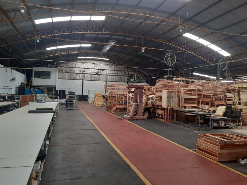 Barracao Comercial Á Venda E para alugar - Conjunto Águias Arapongas Barracao Comercial Á Venda E para alugar - Conjunto Águias Arapongas