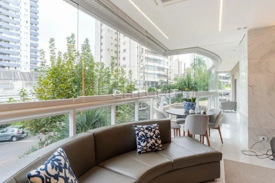 Apartamento à venda - Casa Batllo - Gleba Palhano, Londrina