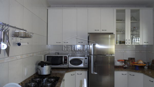 Casa à venda - Bairro Conjunto Habitacional Maria Cecília Serrano de Oliveira em Londrina Casa à venda - Bairro Conjunto Habitacional Maria Cecília Serrano de Oliveira em Londrina