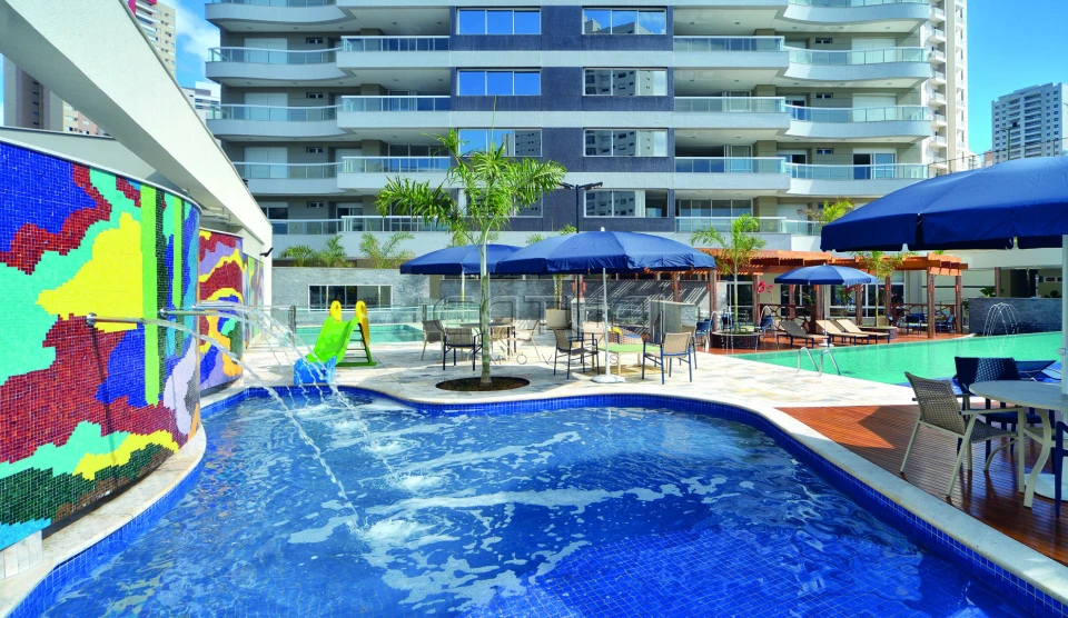 Apartamento à venda - Casa Batllo - Gleba Palhano, Londrina