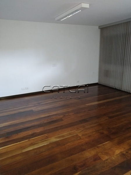 Casa à venda ou para alugar - Bairro Centro em Londrina Casa à venda ou para alugar - Bairro Centro em Londrina