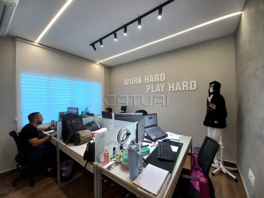 Imagens do imóveis Comercial Para Alugar Quebec Londrina