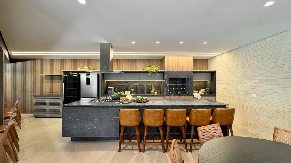 Apartamento à venda - Edifício Golden Gate - Centro, Londrina