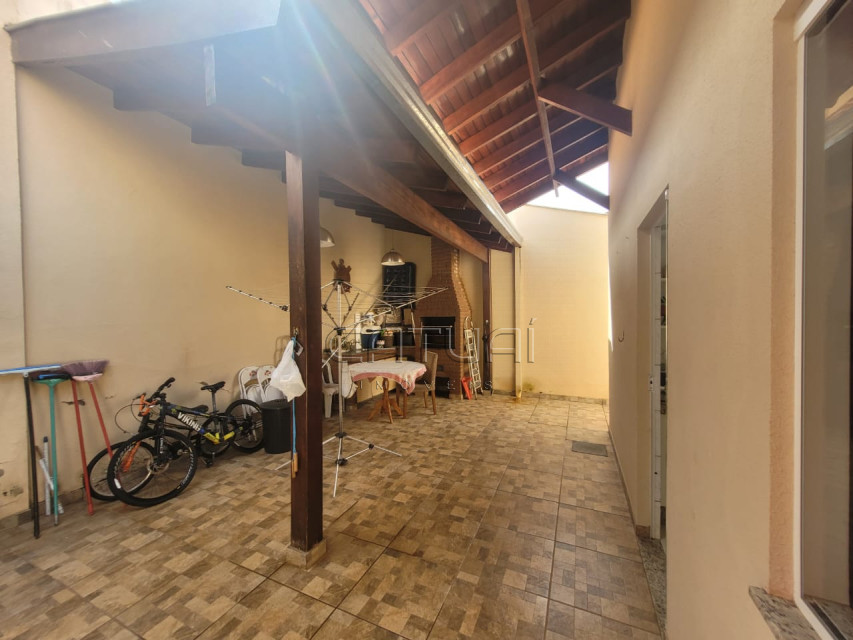 Casa à venda - Bairro Califórnia, Londrina Casa à venda - Bairro Califórnia, Londrina