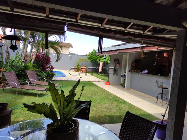 Casa à venda - Bairro Vera Cruz em Londrina Casa à venda - Bairro Vera Cruz em Londrina