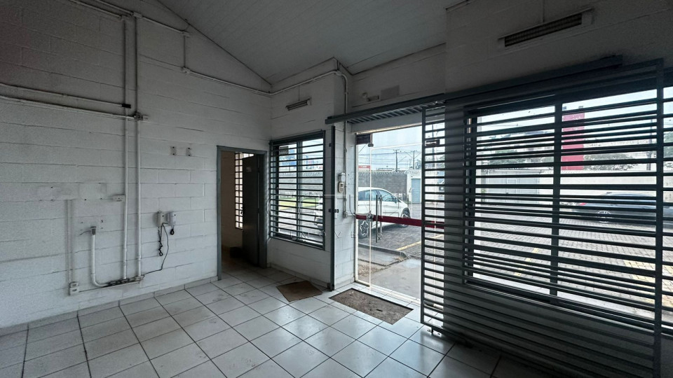 Barracão Comercial à venda ou para alugar - Bairro Rodocentro, Londrina Barracão Comercial à venda ou para alugar - Bairro Rodocentro, Londrina