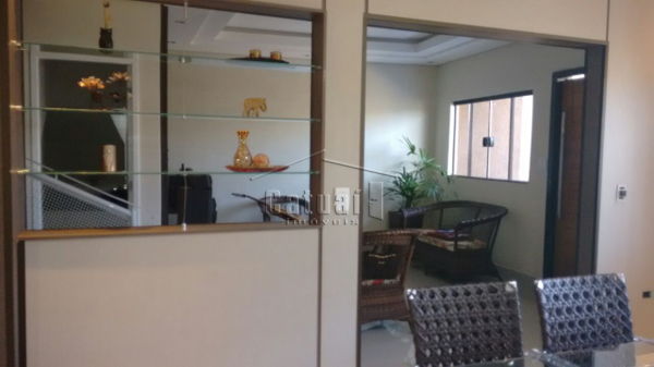 Casa à venda - Bairro Jardim da Luz em Londrina Casa à venda - Bairro Jardim da Luz em Londrina