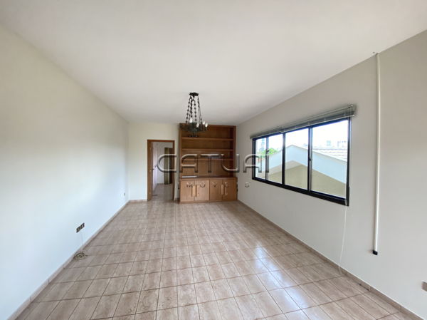 Casa à venda - Bairro Quebec em Londrina Casa à venda - Bairro Quebec em Londrina