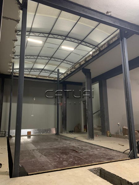 Barracão Comercial à venda - Bairro Vila São Caetano, Londrina Barracão Comercial à venda - Bairro Vila São Caetano, Londrina