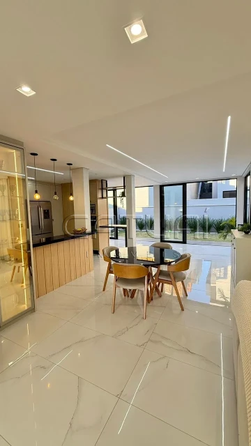 Imagens do imóveis Casa Em Condomínio À Venda Parque Tauá Londrina