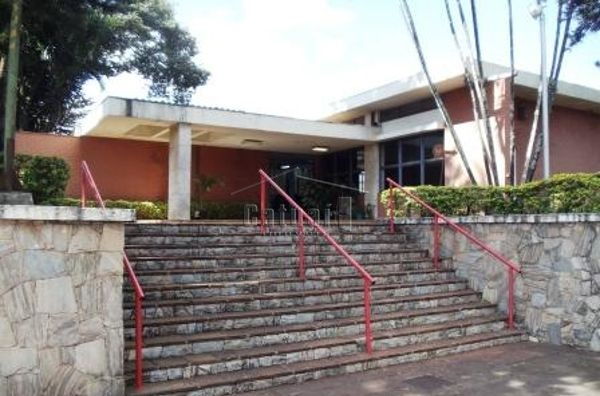 Barracao comercial com pátio e estrutura logística à venda no Jardim Rosicler, Londrina Barracao comercial com pátio e estrutura logística à venda no Jardim Rosicler, Londrina