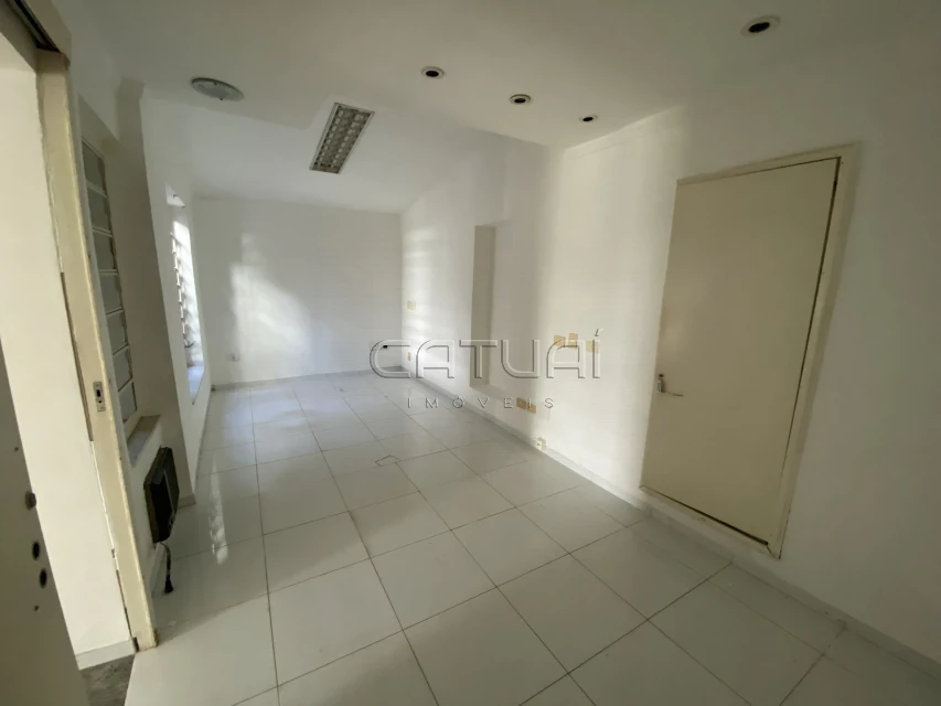 Imagens do imóveis Comercial Para Alugar Av JK Fundos