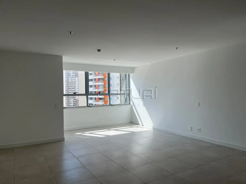 Imagens do imóveis Comercial Para Alugar Atsushi Yoshii Tower Londrina