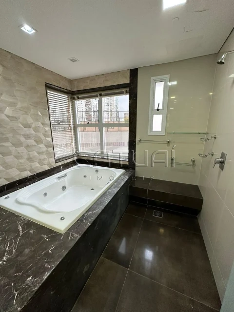 Imagens do imóveis Apartamento Para Alugar Casa Batllo Londrina